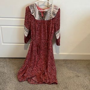 MIDI length dusty pink dress from piper and scoot size medium.